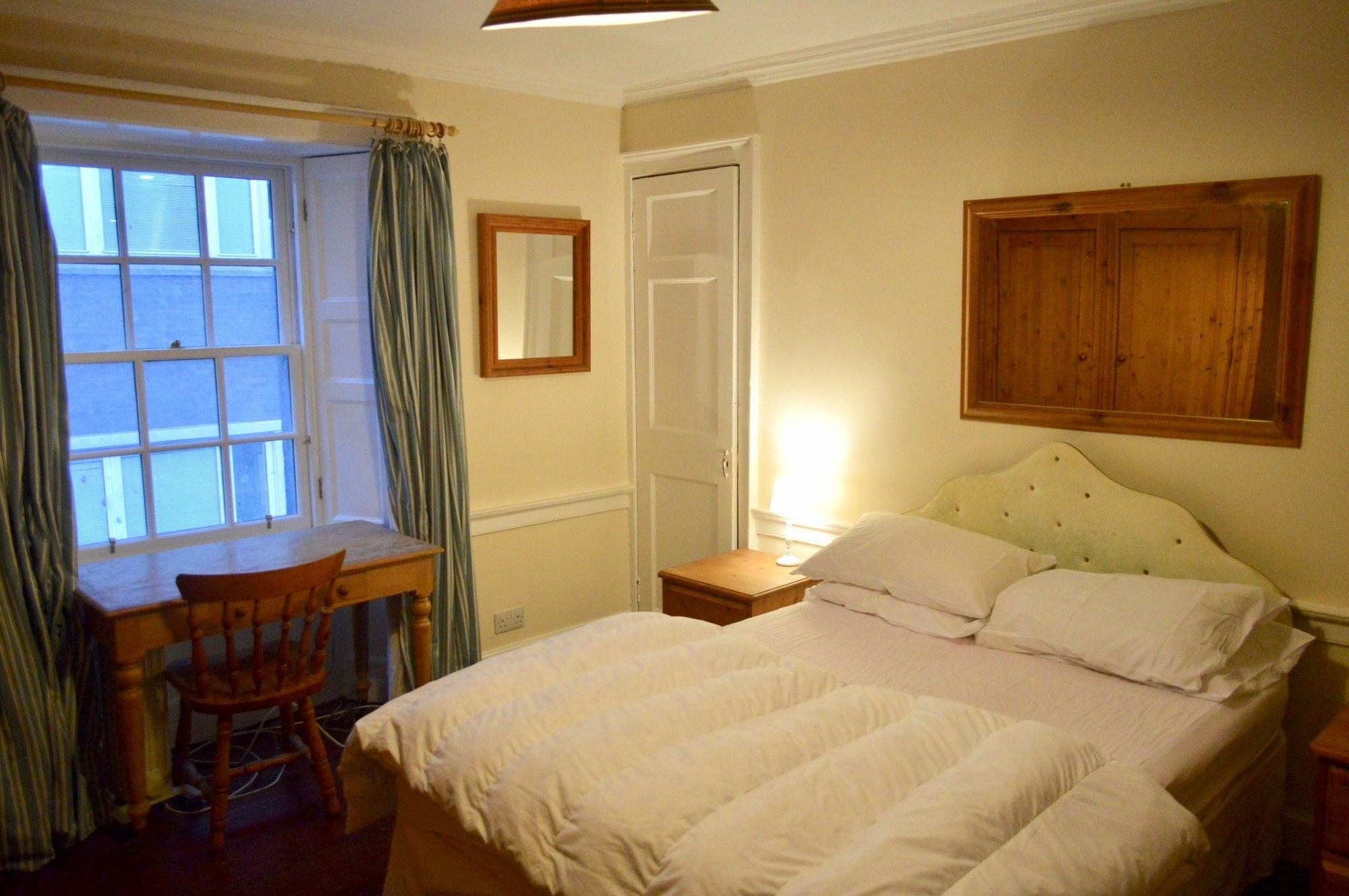 Central 1 Bedroom Apartment Sleeps 2 Edinburgh Ngoại thất bức ảnh